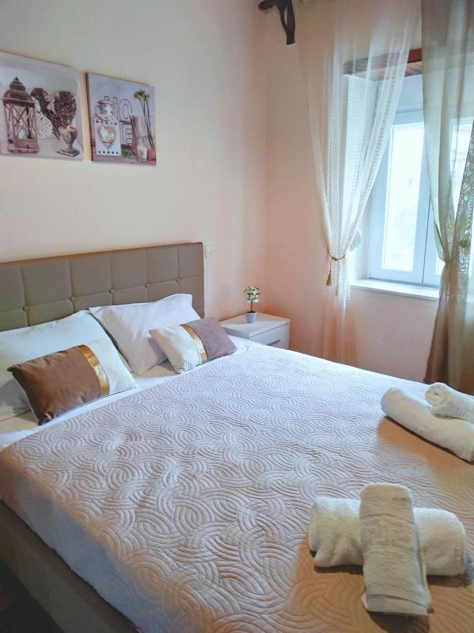 Eveline House Appartement Kallirákhi Buitenkant foto
